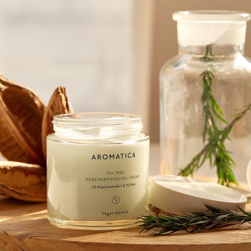 AROMATICA Tea tree Pore Purifying Gel Cream from AROMATICA