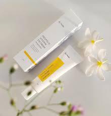 IUNIK Propolis Vitamin Eye Cream from iUnik